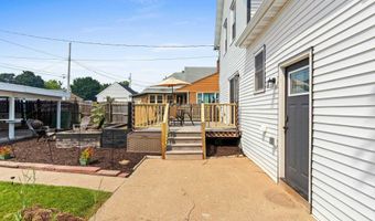 105 W 6TH St, Kaukauna, WI 54130
