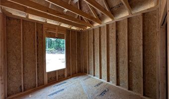 11 Staines Ln, Bella Vista, AR 72715