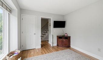 20 Sherman Ave, Bristol, RI 02809
