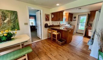 28 Kelsey Rd, Clinton, CT 06413