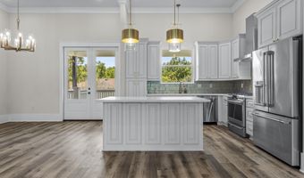 100 Blue Ridge Ct, Bay St. Louis, MS 39520
