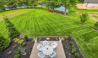 4025 Lochview Ct, Bargersville, IN 46106