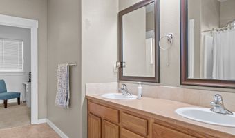 664 MONTCLAIR Dr, Albany, OR 97322