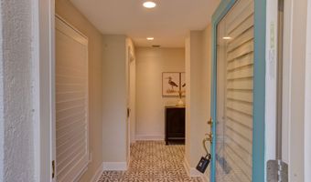 50 BEACH COTTAGE Ln, Atlantic Beach, FL 32233