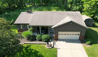 86 Carl Dr NE, Ada, MI 49301