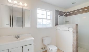 5040 Georgia St, Bay St. Louis, MS 39520