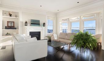 221 Hope St 2, Bristol, RI 02809