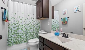 3207 Boardwalk Ct, Bartlesville, OK 74006