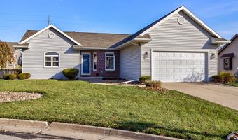 2712 Northridge Cir, Ames, IA 50014