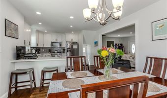 148 Grace St, Cranston, RI 02910