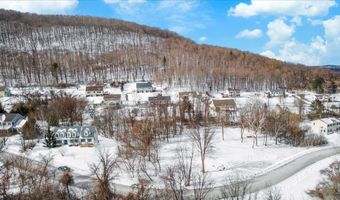 704 Fox Hill Rd, Bennington, VT 05201