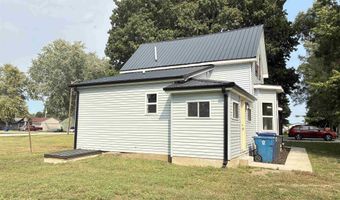 874 N Jackson St, Andrews, IN 46702