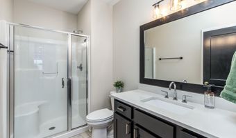 5467 Windrose Ln, Ames, IA 50014