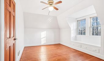 6022 VALLEY VIEW Dr, Alexandria, VA 22310