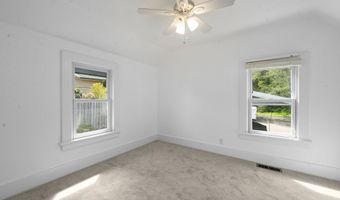 622 46TH St, Astoria, OR 97103