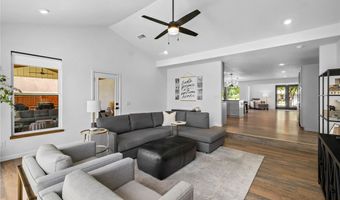 1413 Mayflower Rd, Bentonville, AR 72713