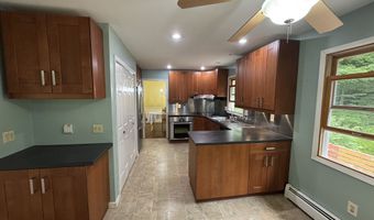 11 Olympic Dr, Danbury, CT 06810