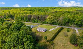 5046 Red House Rd, Appomattox, VA 24522