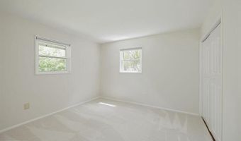 5004 EASTCHESTER Cir, Alexandria, VA 22310