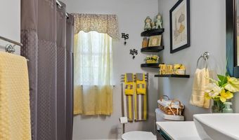 10 Dori Ln, Barnegat, NJ 08005