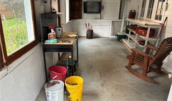 336 Taylor St, Amherst, OH 44001