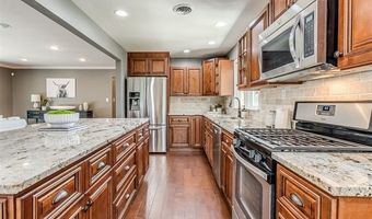 1621 Lariat Dr, Bartlesville, OK 74006