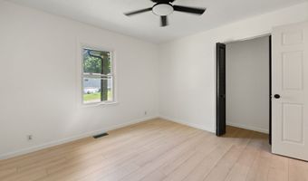 57 Hopson St, Auxier, KY 41602
