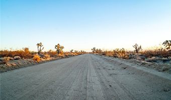 2641 S Javelina Rd, Yucca, AZ 86438