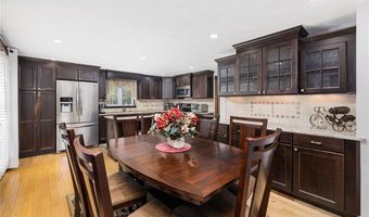 584 Blackrock Rd, Coventry, RI 02816