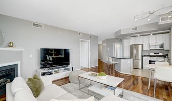 851 N GLEBE Rd 1911, Arlington, VA 22203