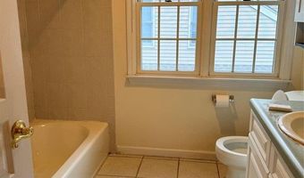 63 TROTTERS Ln 63, Allendale, NJ 07401