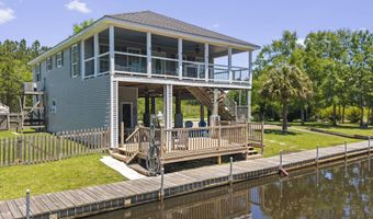 4229 21st Ave, Bay St. Louis, MS 39520