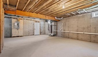 52 Governor St, Cumberland, RI 02864