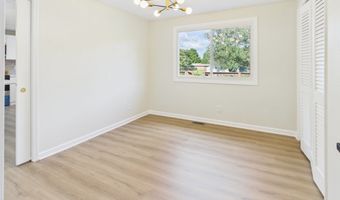 906 Whitmore St, Anderson, IN 46012