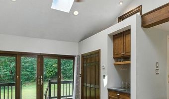 41 Tercentennial Dr, Billerica, MA 01821