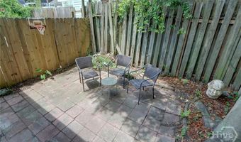 536 E Gordon Ln, Savannah, GA 31401