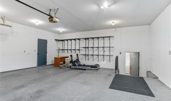 7454 Upper 24th St N, Oakdale, MN 55128