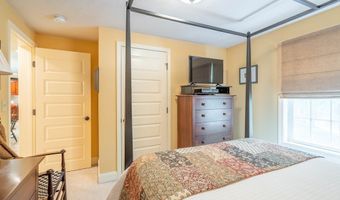 951 Dana Rd, Barre, MA 01005
