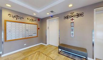 201 N Vail Ave 207, Arlington Heights, IL 60004