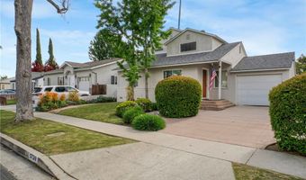 5730 Newcastle Ave, Encino, CA 91316