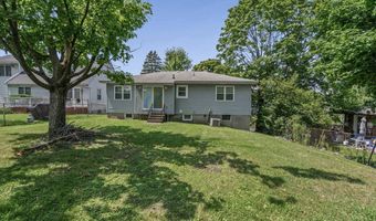 25 Edgecomb St, Albany, NY 12209