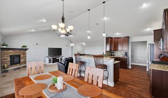 3221 4th Ave SE, Altoona, IA 50009