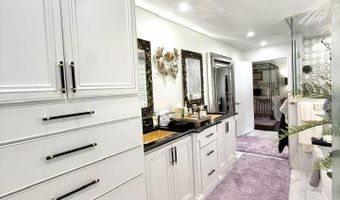 1005 N Shore Dr, Carlsbad, NM 88220