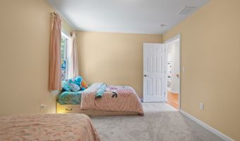 805 Pucker St, Coventry, CT 06238