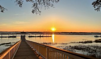 12 Fraser St, Beaufort, SC 29907
