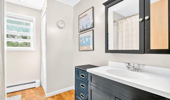 10 Flood Dr, Amenia, NY 12501