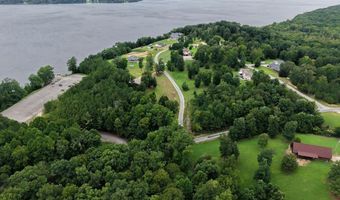 New Hope Rd, Big Sandy, TN 38221
