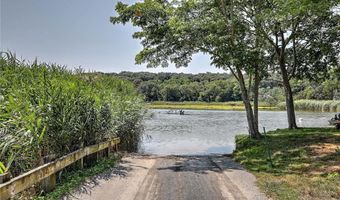 9 Courtland Dr, Narragansett, RI 02882