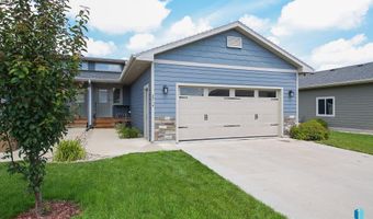 2714 E Sunburst Dr, Brandon, SD 57005