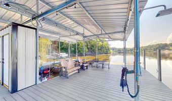 390 Branch Loop Rd, Big Sandy, TN 38221